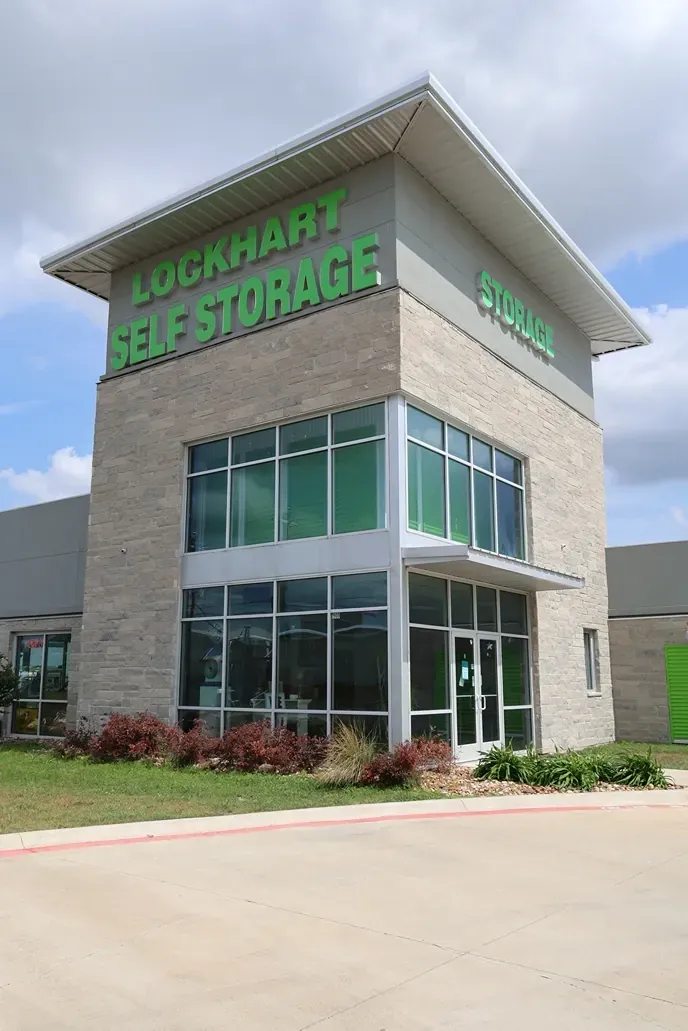 Main tower sign at Lockhart Self Storage