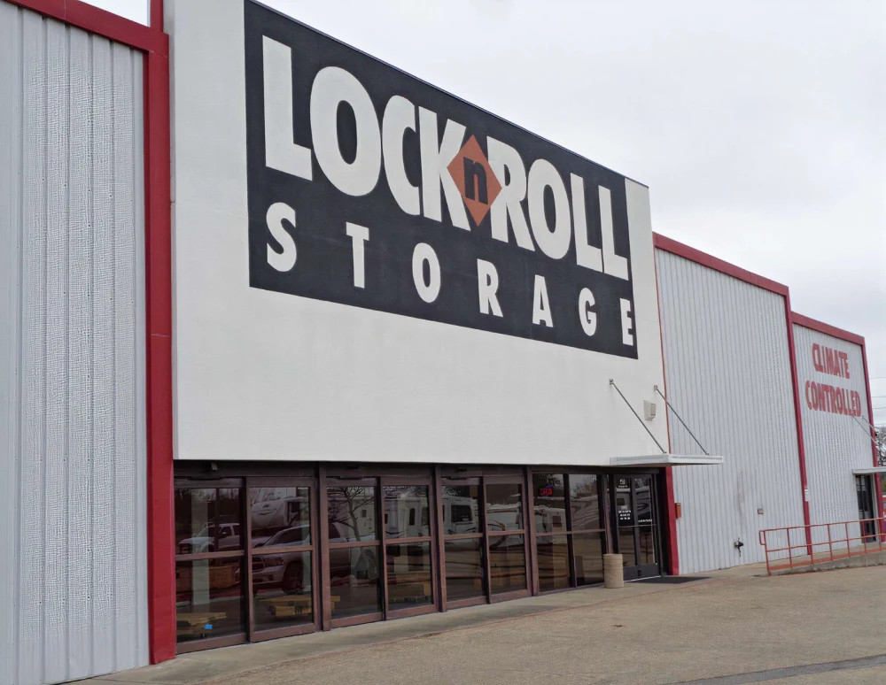 Lock N Roll Storage